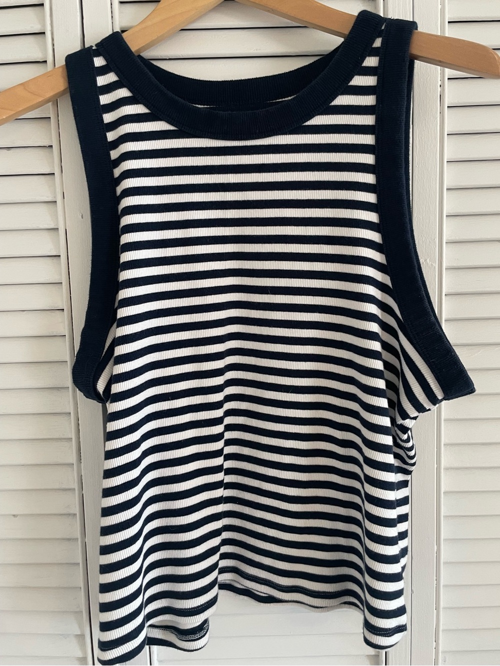 Old Navy Women’s Snug Cropped Tank Top, Ribbed, Navy White Striped, XXL